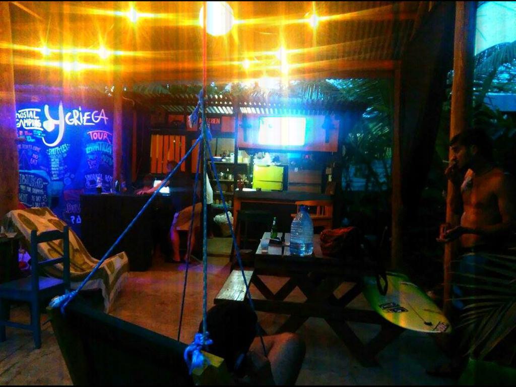 博卡斯德尔托罗 Surf Camp酒店 外观 照片